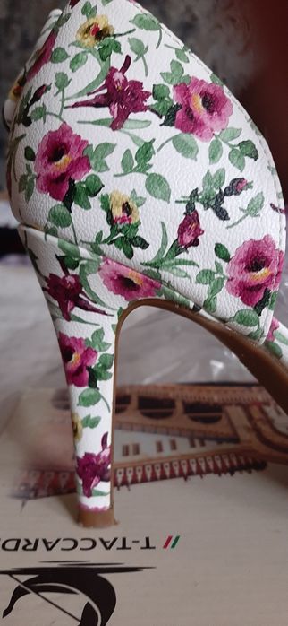 Продам туфли кожаные