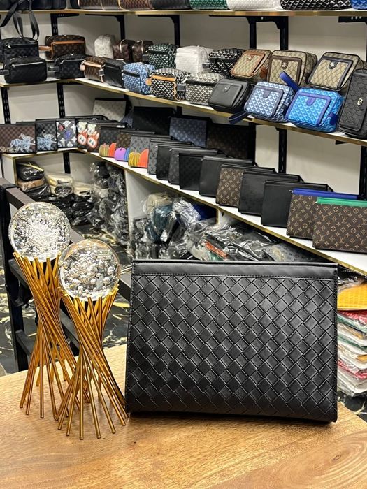 Мъжка чанта клъч различни модели