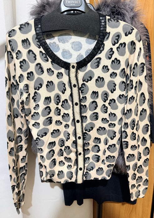 Twinset оригинална жилетка С-М размер