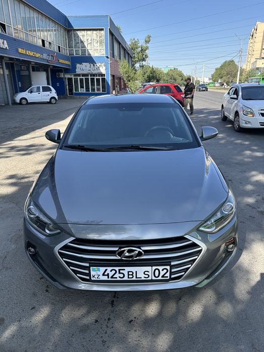 Хиундай Елантраа