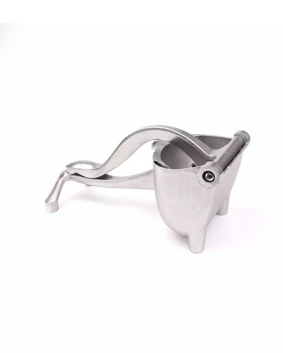 qulda sharbat tayorlagich