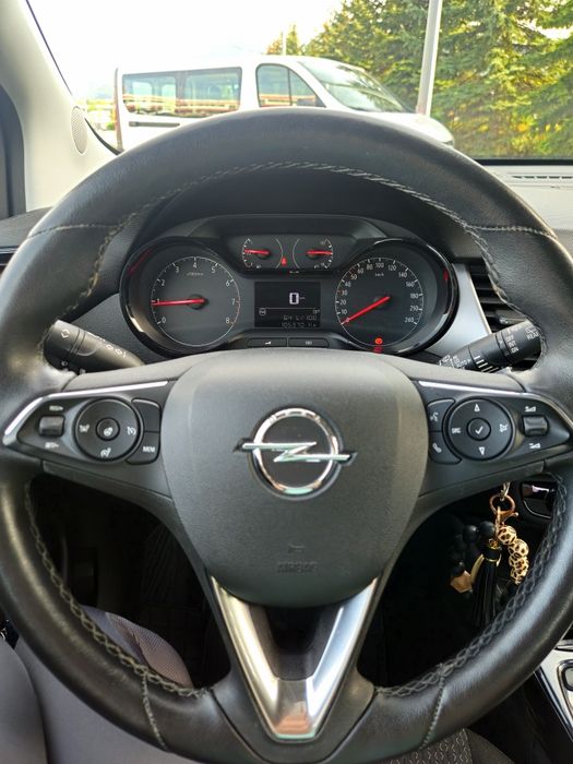 Opel Crossland X