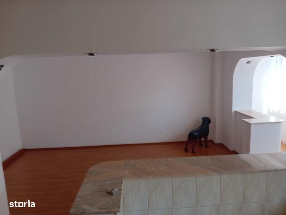 Apartament 3 camere, Bd. Belvedere, Etaj 2, 2 băi și 2 balcoane