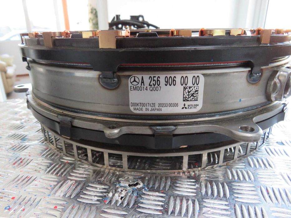 Стартер алтернатор Mercedes Benz ecoboost
