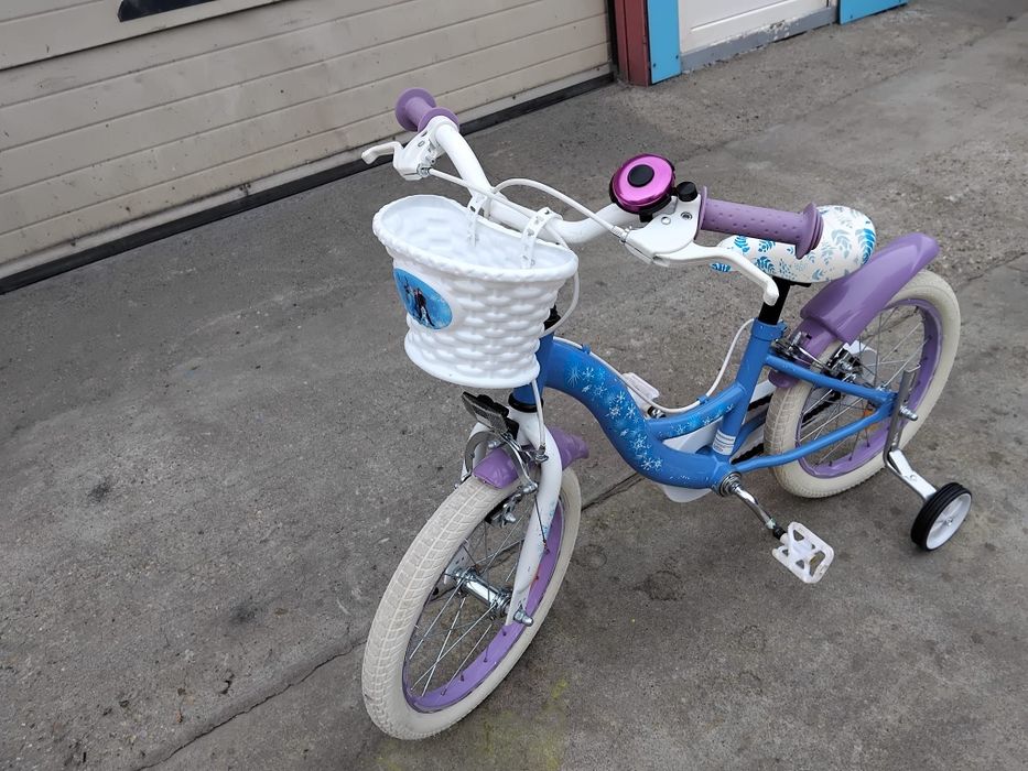 Vând bicicleta pentru copii