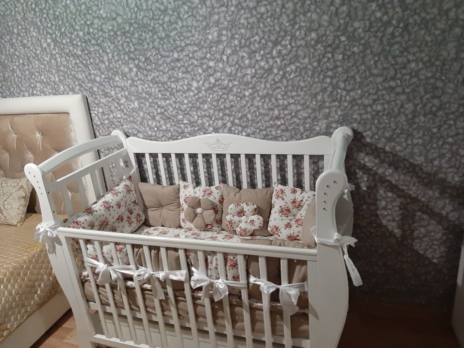 Продам детскую кроватку