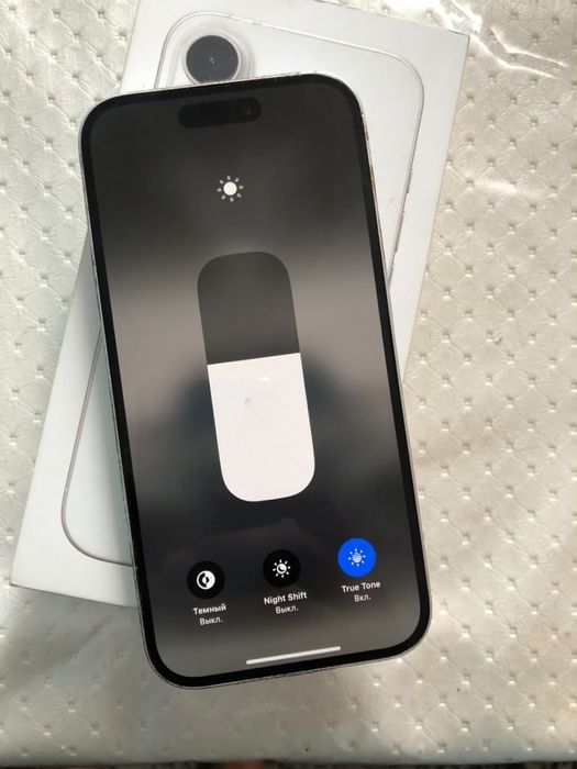 Продам IPhone 16
