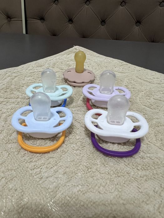 Детские соски пустышки