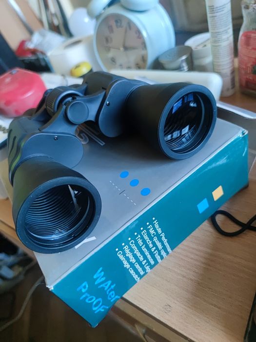 Vând binoculars WATERPROOF20×50 HIGH QUALITY