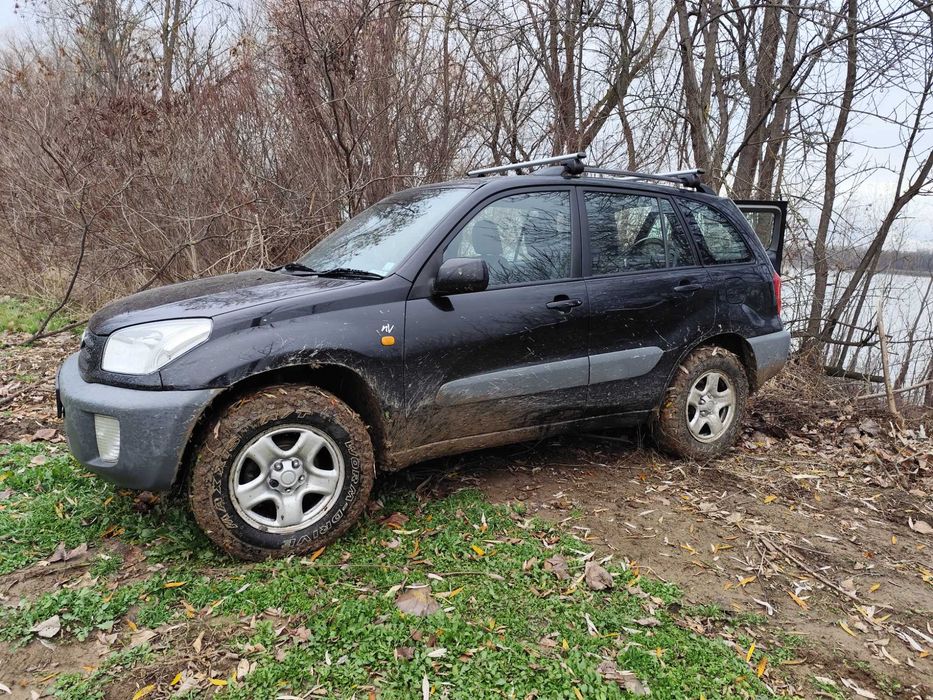 Всесезонни гуми MAXXIS 215/70 R16 WORM DRIVE AT980