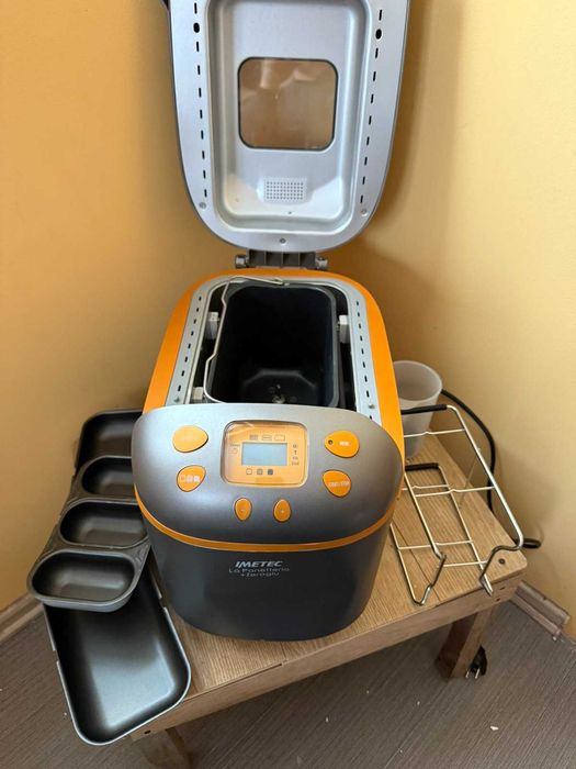 Хлебопекарна IMETEC с две бъркалки и 20 програми