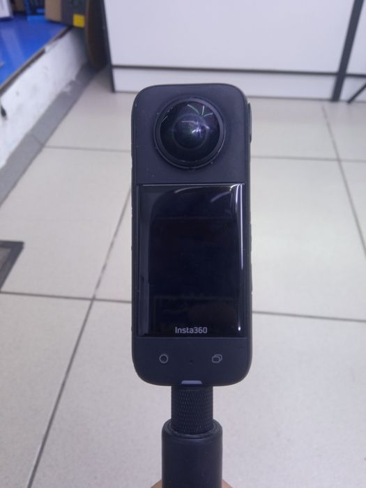 Экшн-камера/360° камера Insta360
