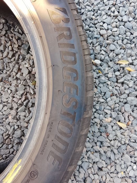 225 50 18. Bridgestone. An 2019