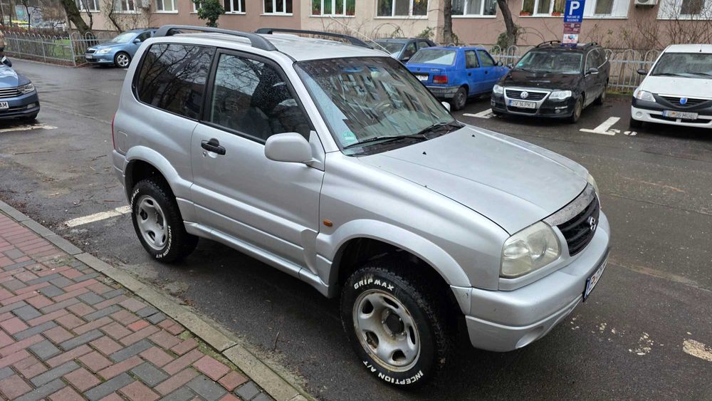 Suzukie Grand Vitara 1, 4x4 cu reductor, 1.6 benzina