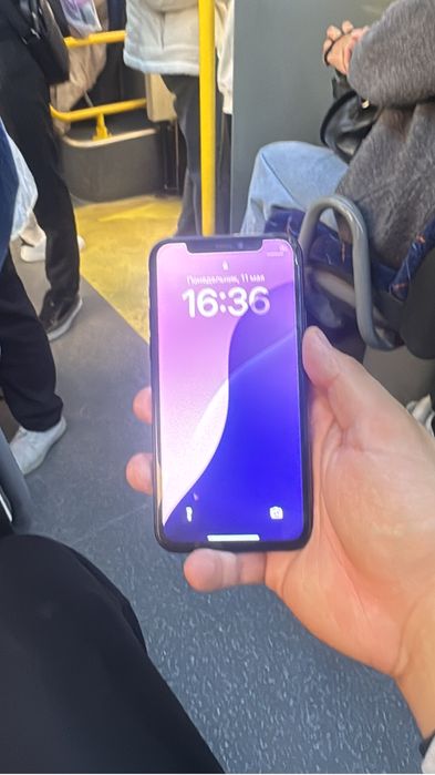 iPhone 11 pro 256