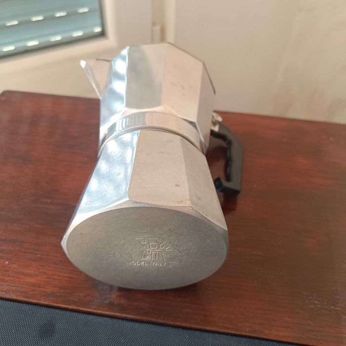 Италиански нови кафеварки