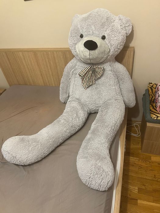Продавам плюшена играчка