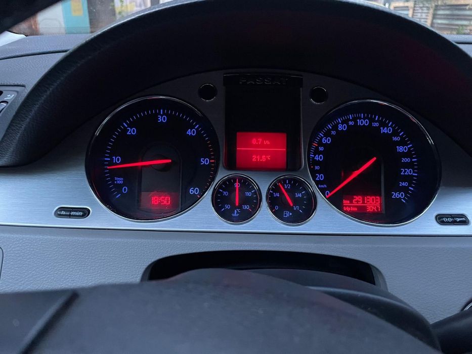 VOLKSWAGEN Passat 2008 — imagine 3