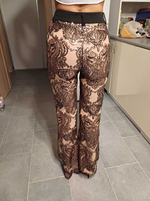 Pantaloni dama, deosebiti, pentru ocazie cu talie inalta evazati