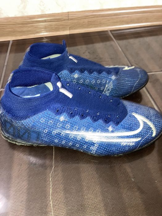 Сороконожки Nike Mercurial