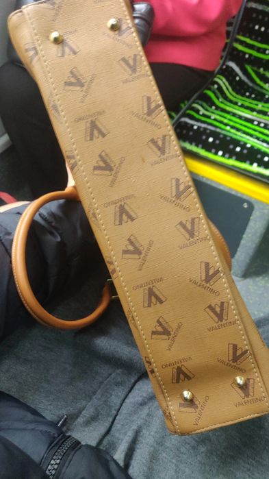 Geanta Valentino