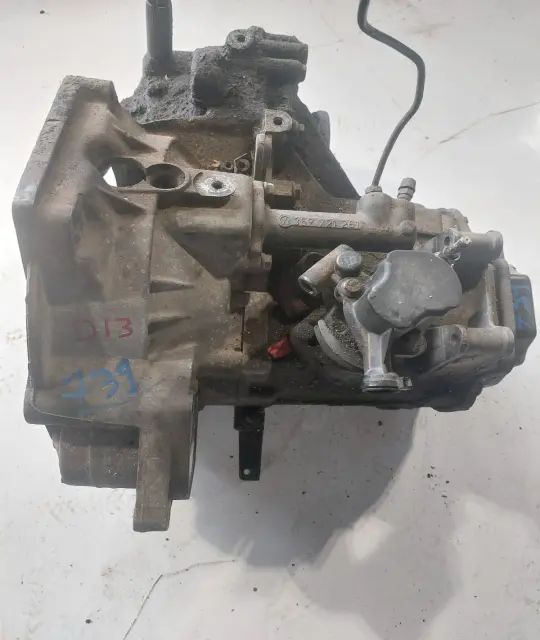 Cutie de viteze manuala Volkswagen VW Passat 1992 1.9 TD MT (75 hp)