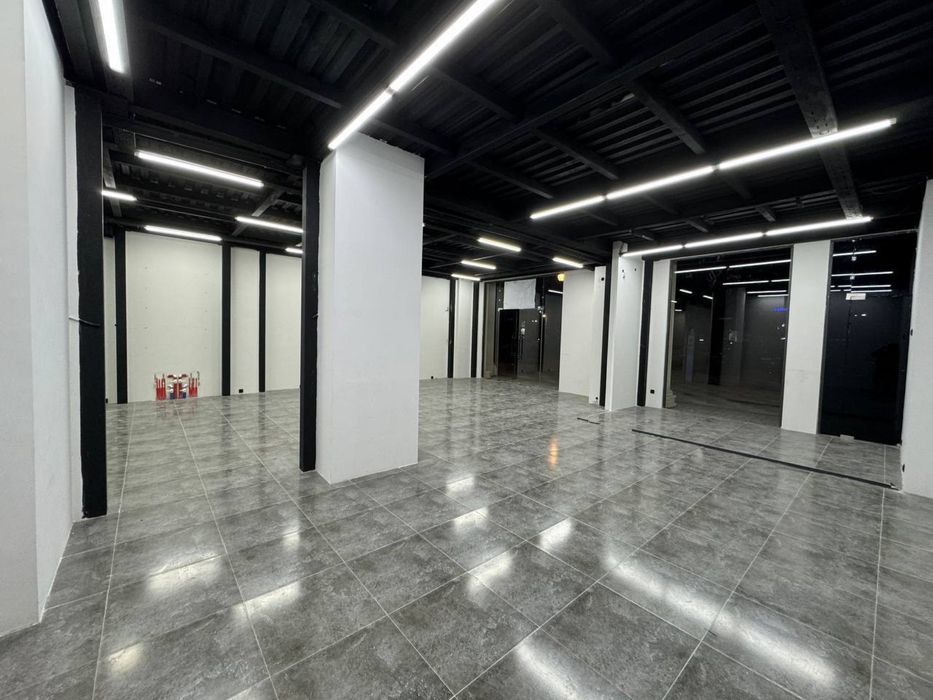 Аренда Нежелое Помещения Ташкент сити Булвар 245м2 Вдоль Дороги 1-линя