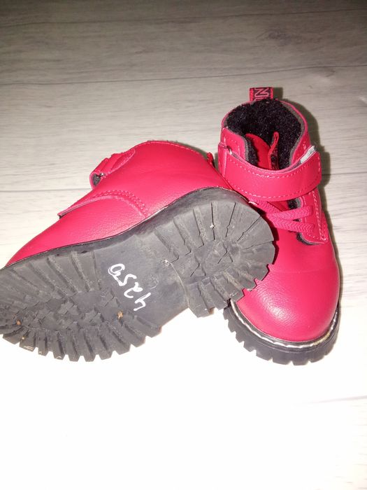 Зимняя ботинка тёплая новый