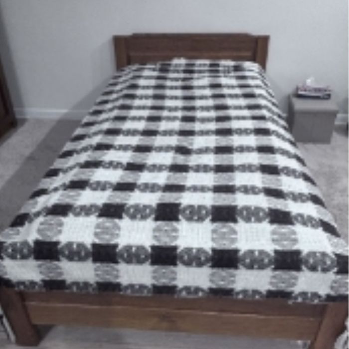 Pat lemn masiv saltea noua