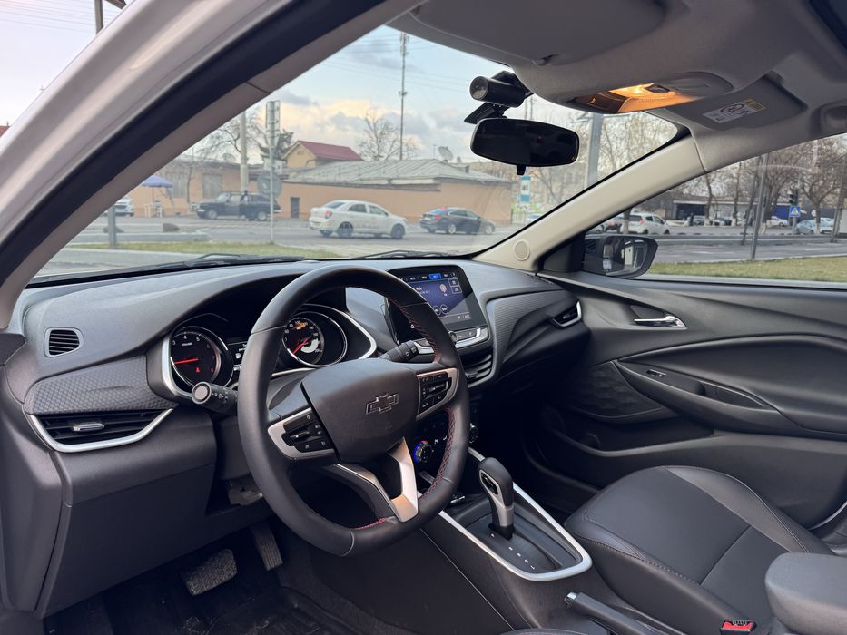 ONIX redline yili 2025 xolati ideal