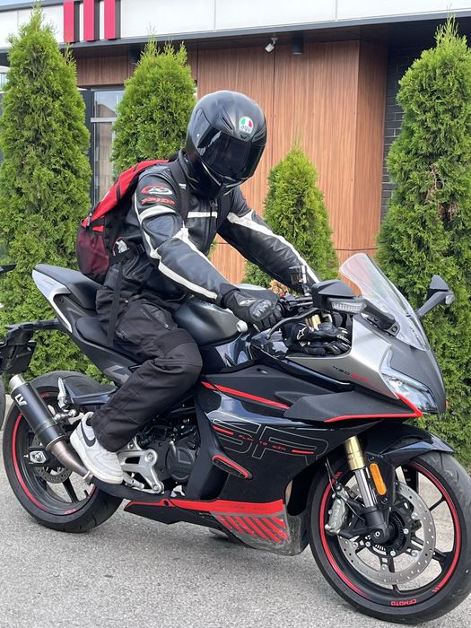 Cfmoto 450 SR 2024 ( Nu Yamaha , KTM, Honda, Aprillia)