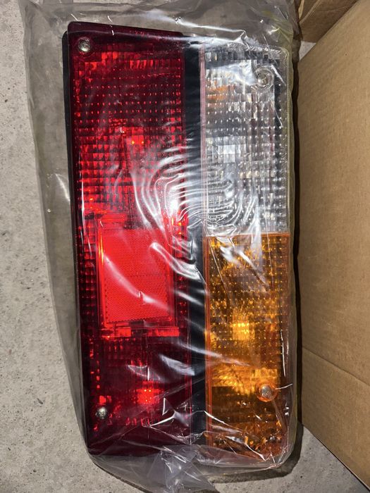 Lampa lampi stopuri triple dacia 1300 1310