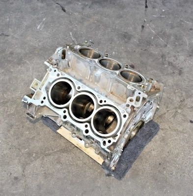 Ввертыши в блок Камри свеча