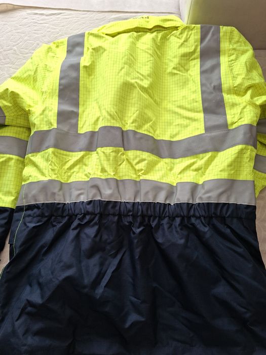 Работно яке 2 в 1