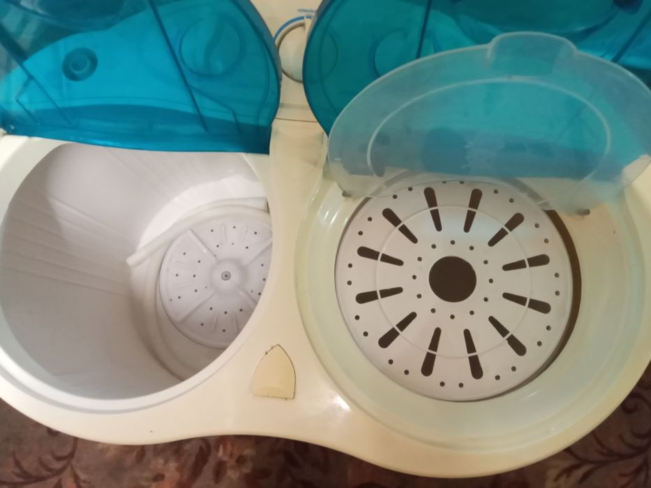 Продам стиральную машину полуавтомат