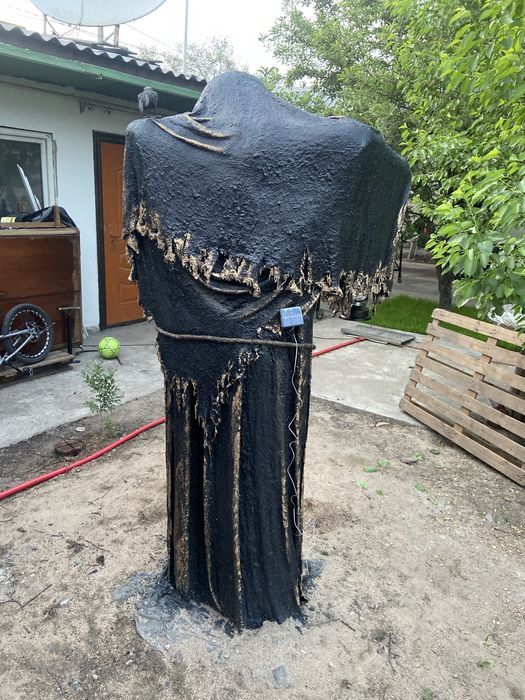 Садовая фигура -Монах