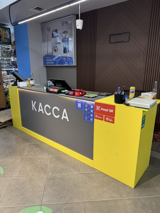 Касса стол ресепшен