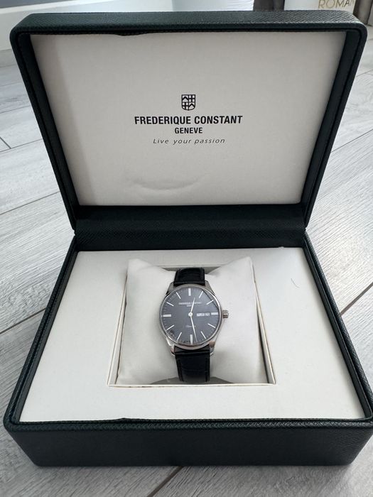 Frédérique Constant Classics (модель FC-225X5B4/5/6)