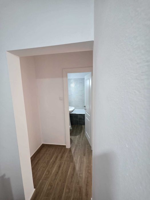 Vand apartament 2 camere decomandate