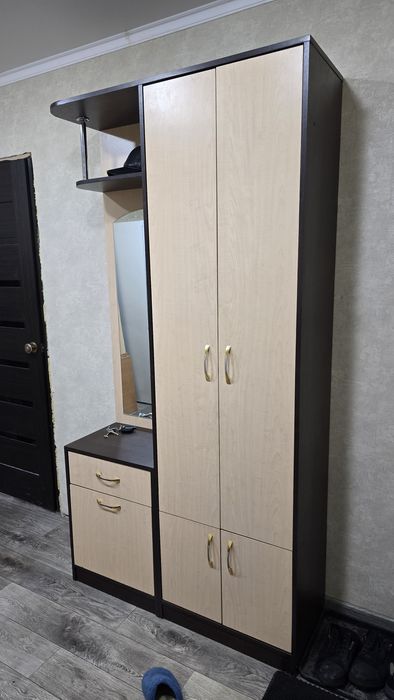 Прихожка     .     .