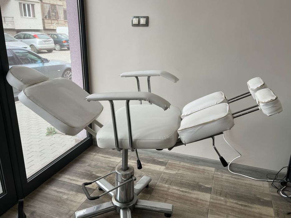 Стол за педикюр.