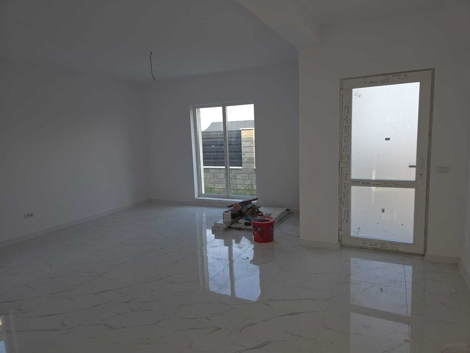 Vand casa Isalnita