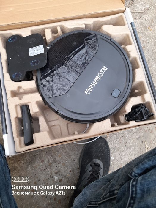 Прахосмукачка Робот