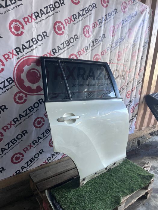 Задняя дверь Тойота Хайландер