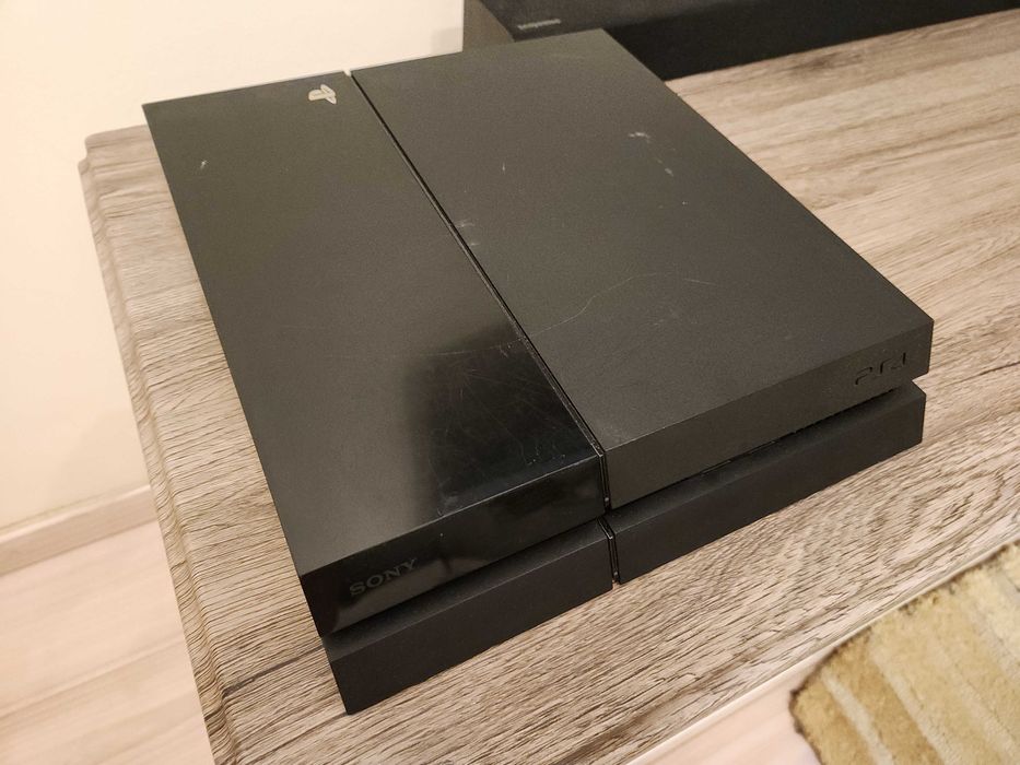 PlayStation 4 (PS4) 500GB - Modat, Complet functional