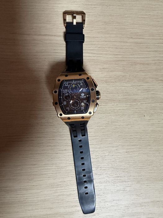 Ceas barbatesc Tsar Bomba