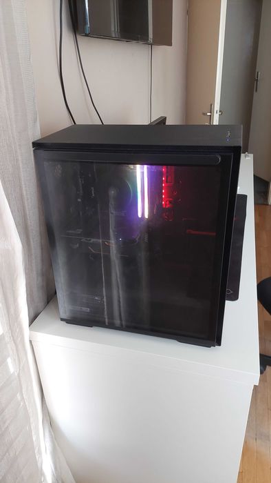 Компютър за работа и гейминг