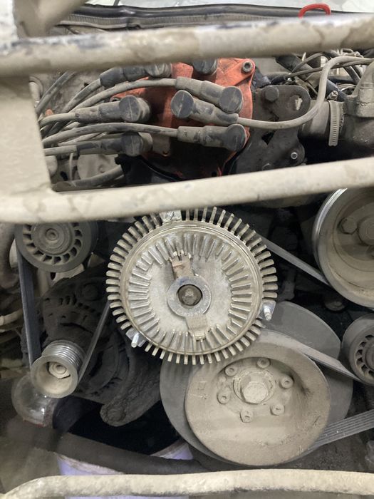 2 мерседеса 124