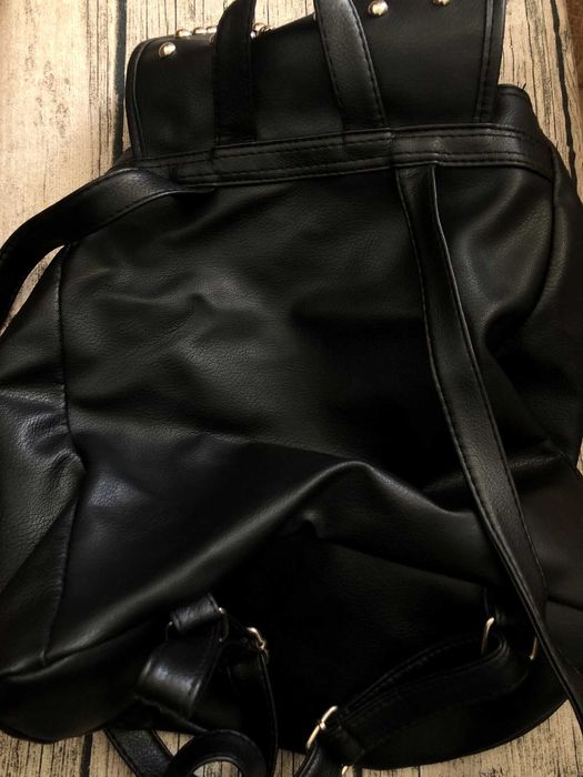 %Разпродажба% на страхотна дамска раница