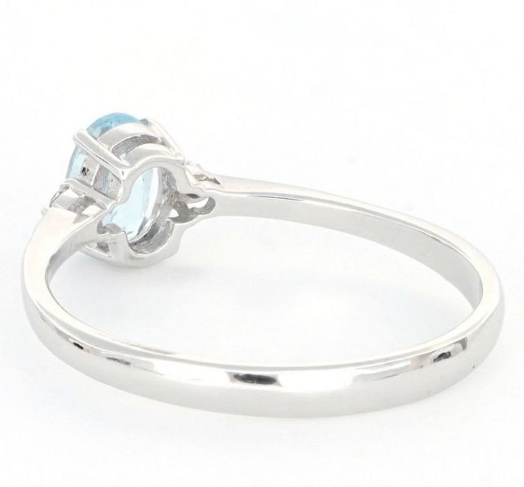 Inel aur alb 18ct, cu diamante și topaz albastru